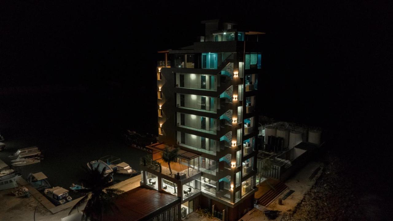 Swarn By Hawks Hotels Baa Atoll Exterior foto