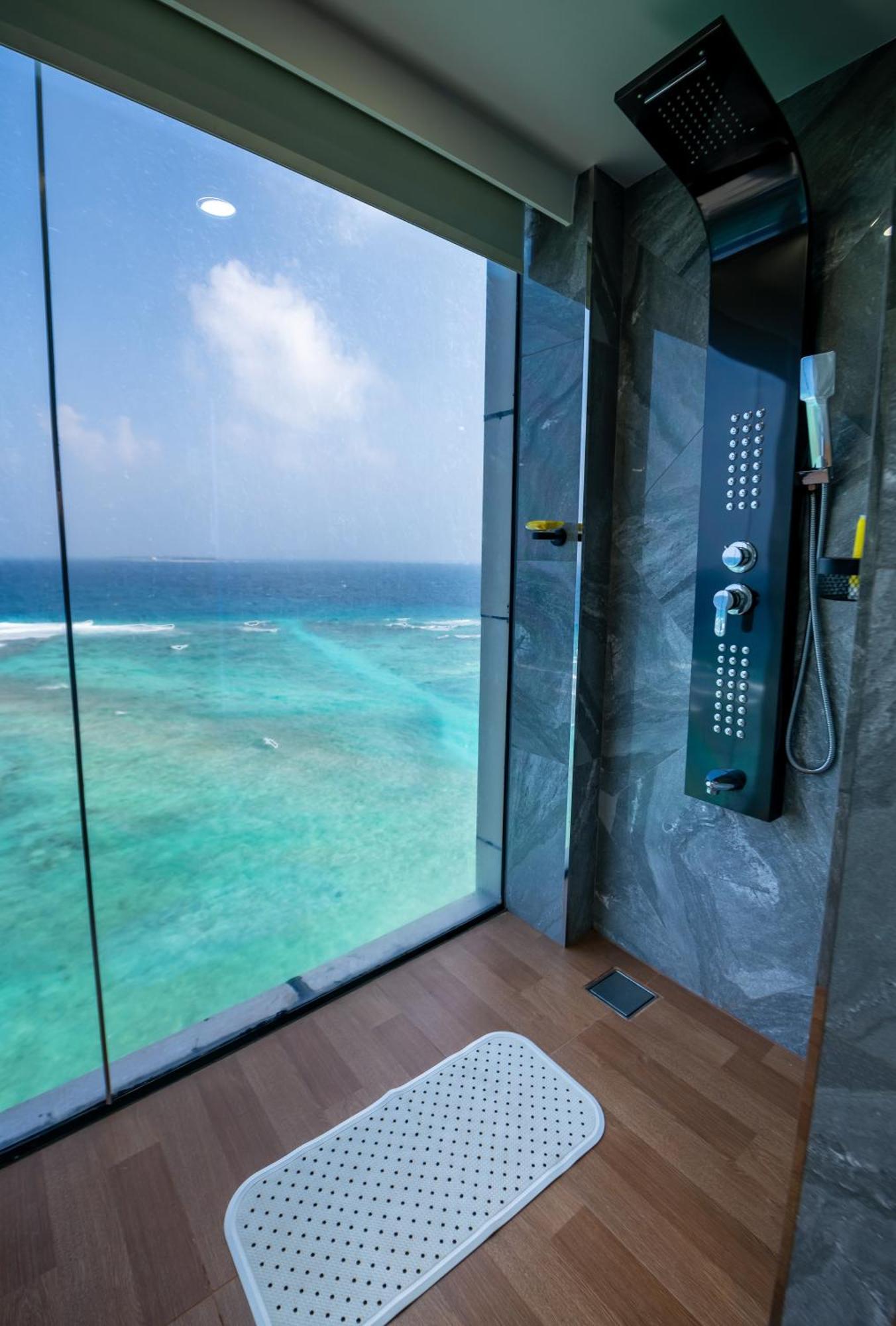 Swarn By Hawks Hotels Baa Atoll Exterior foto